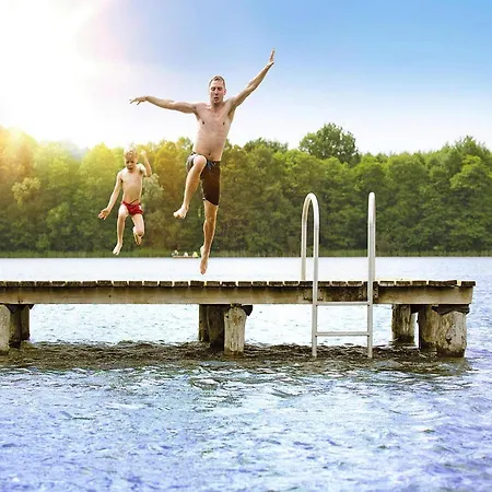 Im Mirow בית נופש